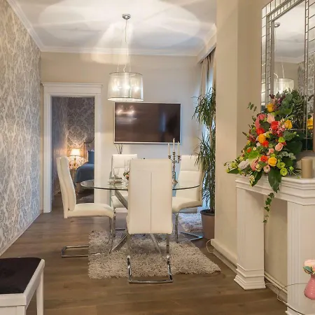 Apartino - Luxury View - Self Check-in Apartment *