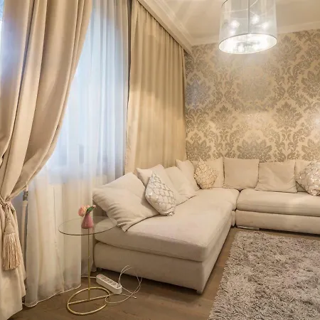 Apartino - Luxury View - Self Check-in Бухарест