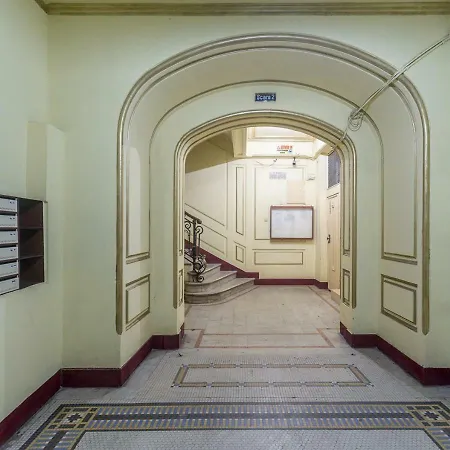 Apartino - Luxury View - Self Check-in Apartment Bukarest