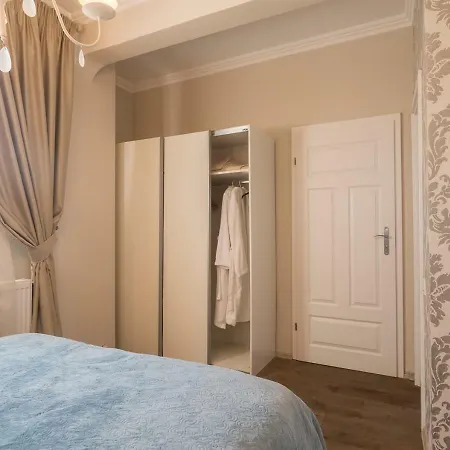 Apartino - Luxury View - Self Check-in Apartment Bukarest