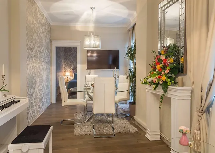 Apartino - Luxury View - Self Check-in Apartment *